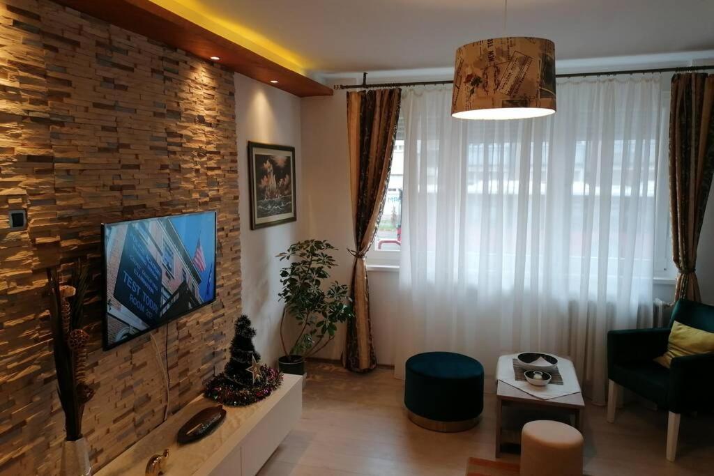 Oasis Felix Apartment Белград Екстер'єр фото
